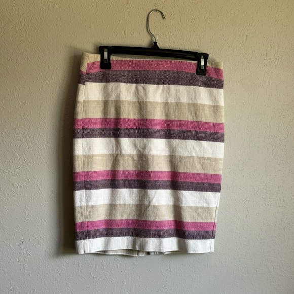Ann Taylor Pink and Tan Striped Tweed Pencil Skirt Women’s 4 Work Career Preppy - Picture 1 of 3